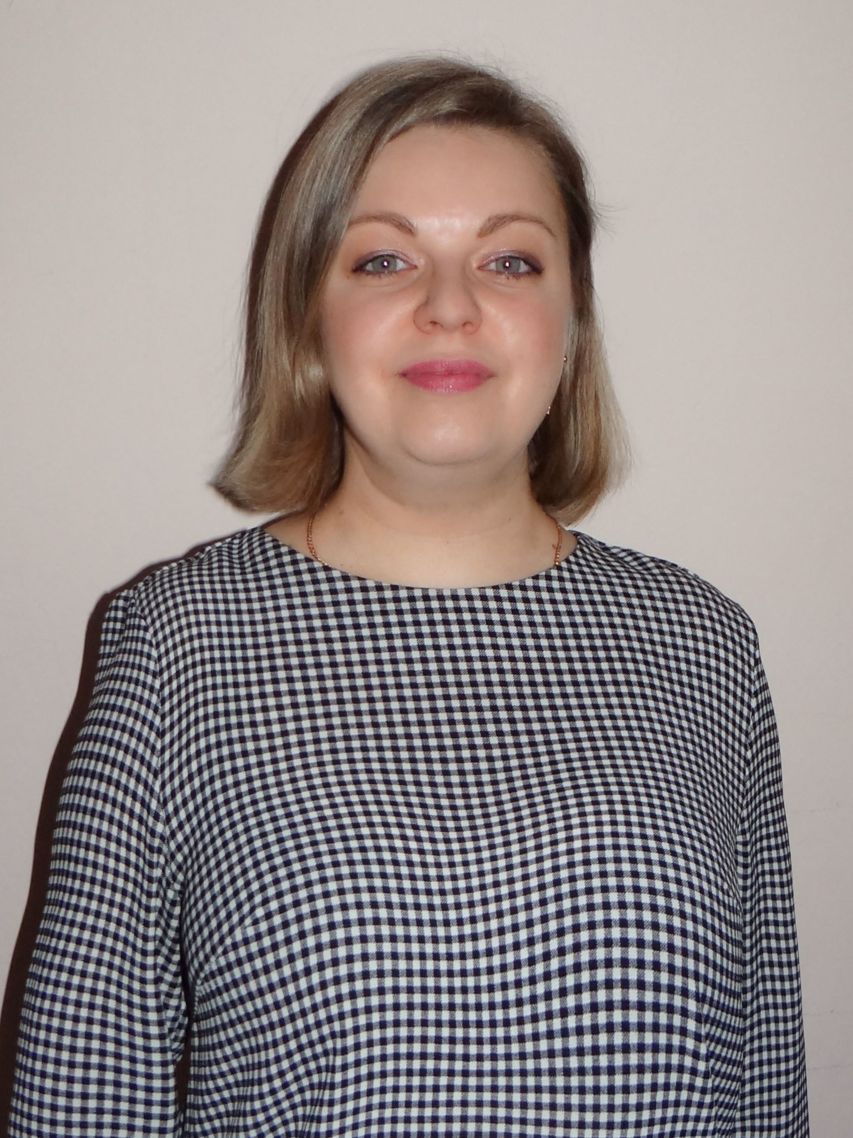 Веселова Надежда Сергеевна.