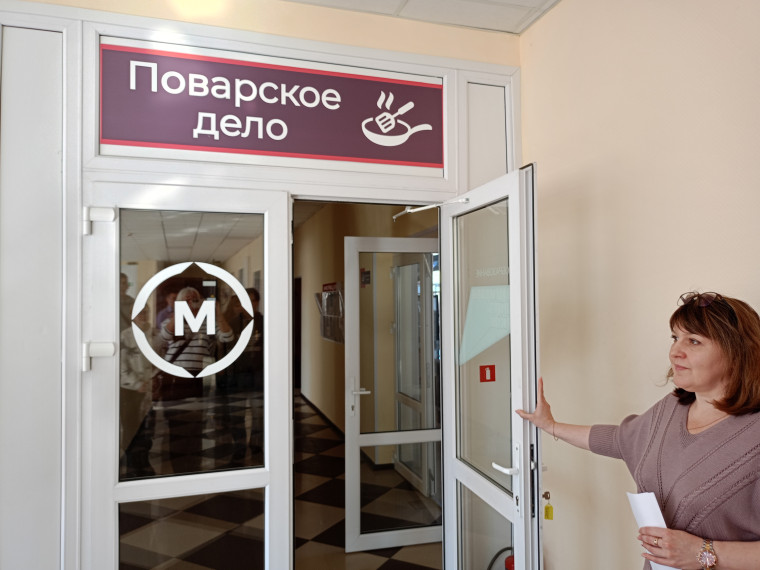 Экскурсия в ГБПОУ ЛО "Кингисеппский колледж технологии и сервиса".